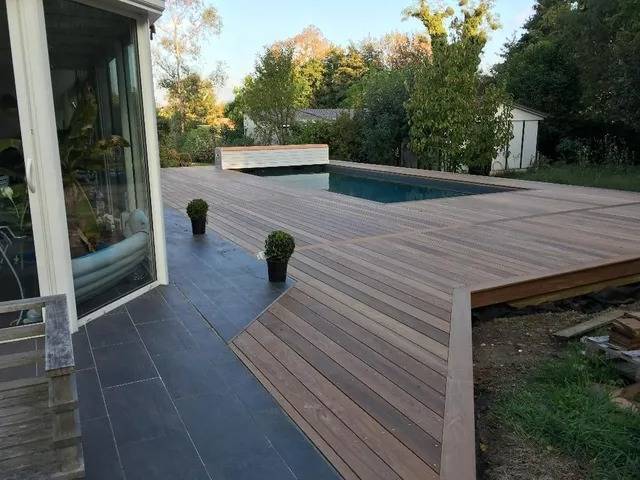 Piscine et terrasse bois